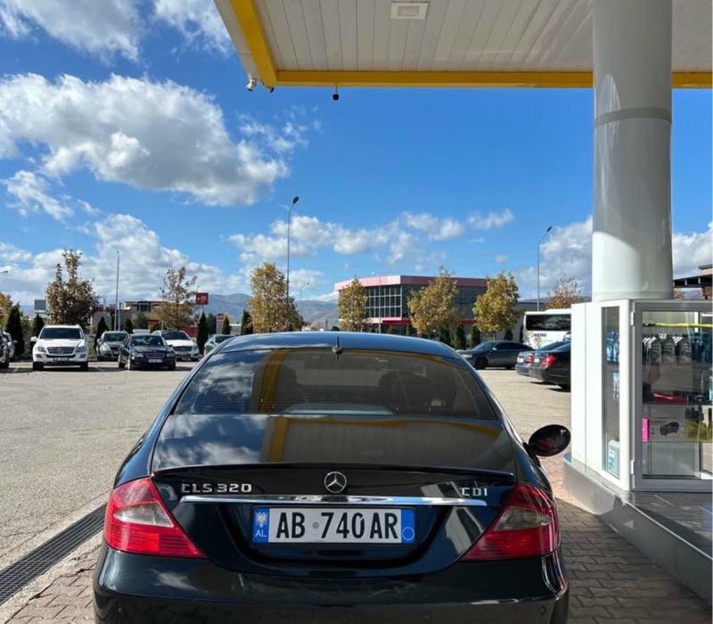 Mercedes-Benz CLS-Class 2005