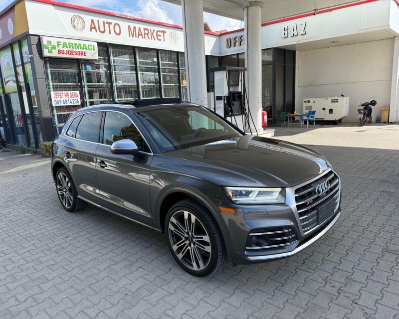 Audi SQ5 2018