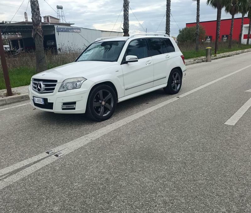 Mercedes-Benz GLK-Class 2012