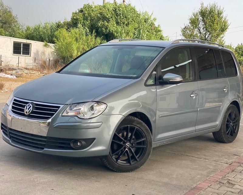 Volkswagen Touran 2010