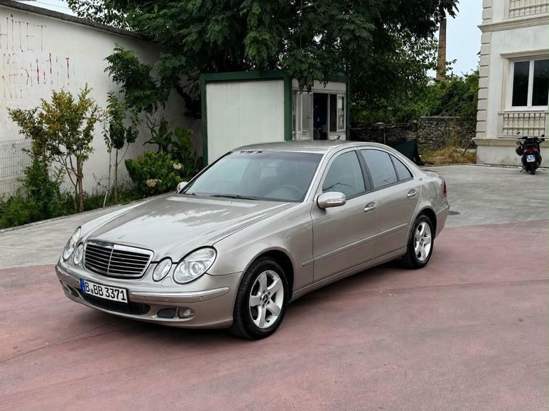 Mercedes-Benz E-Class 2005