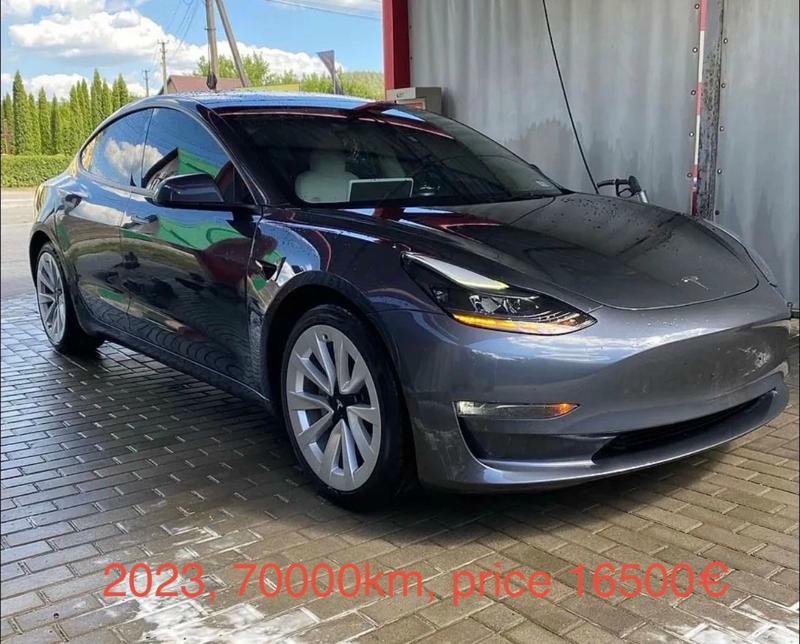 TESLA Model 3