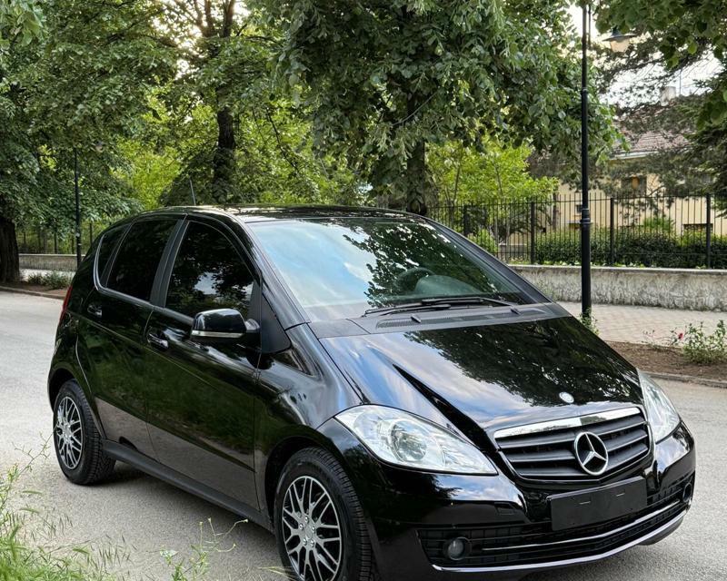 Mercedes-Benz A-Class 2011