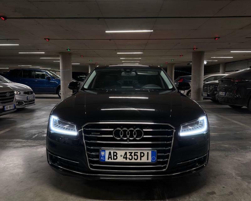 Audi A8 2016