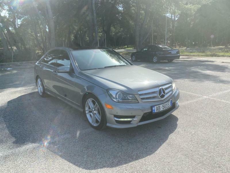 Mercedes-Benz C-Class 2012