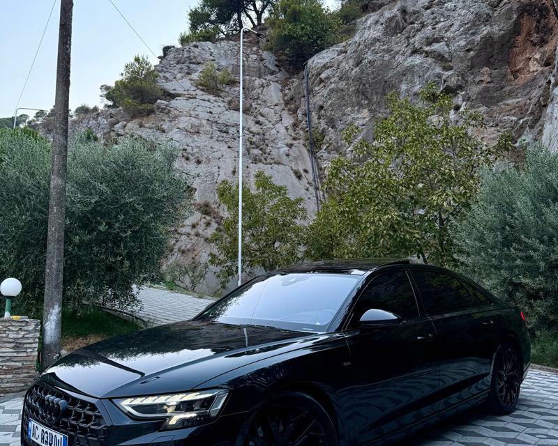 Audi A8 2023