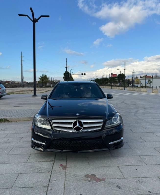 Mercedes-Benz C-Class 2012