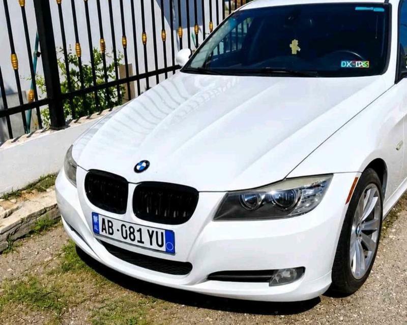 BMW 328 2011
