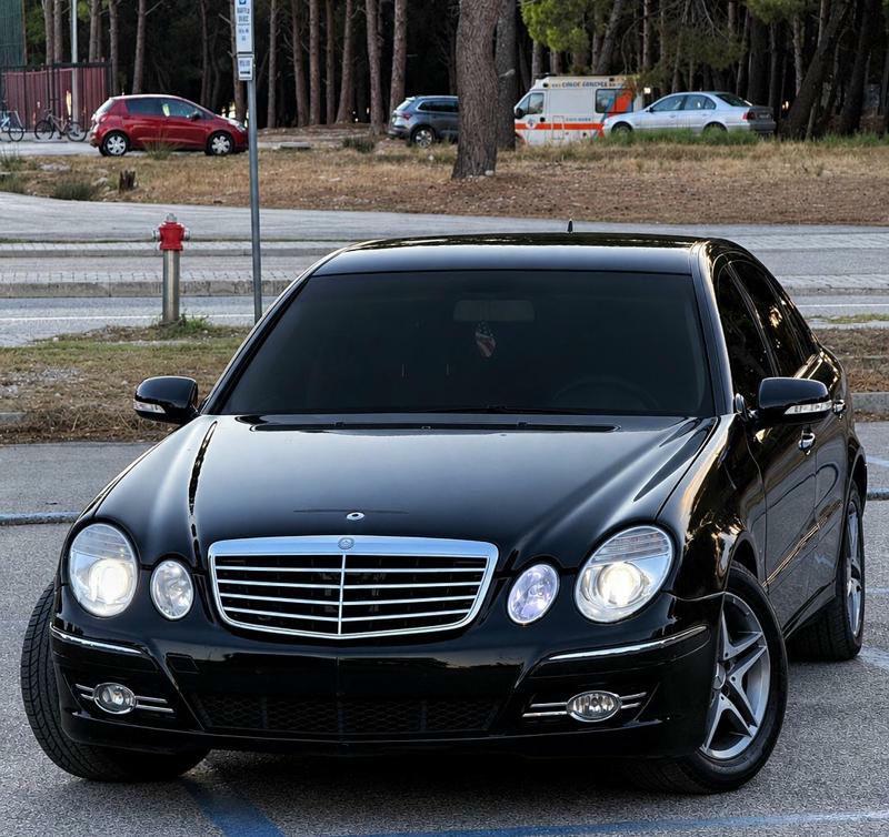 Mercedes-Benz E-Class 2008