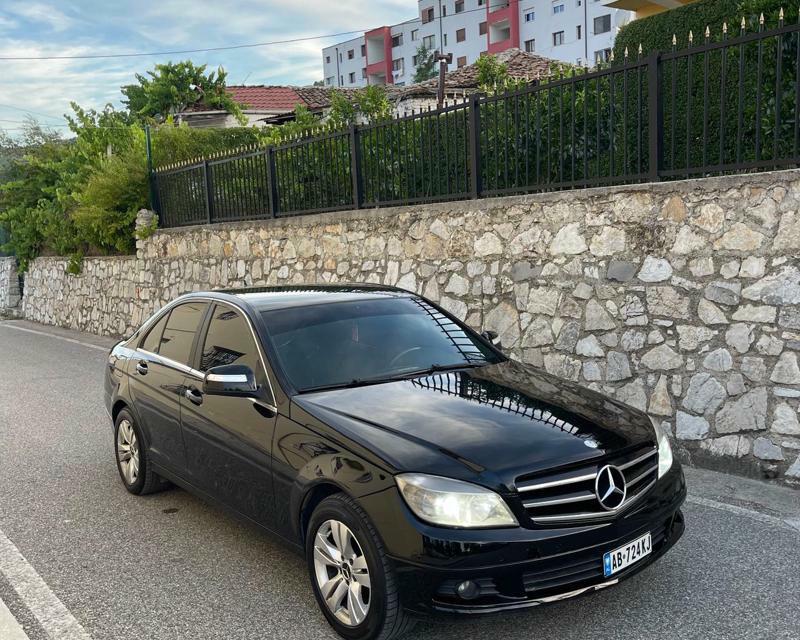 Mercedes-Benz C-Class 2009