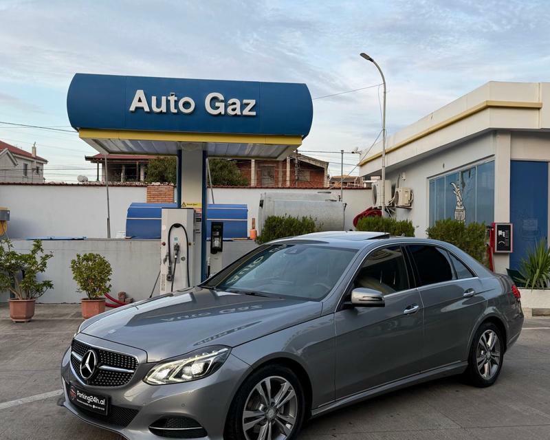 Mercedes-Benz E-Class 2015