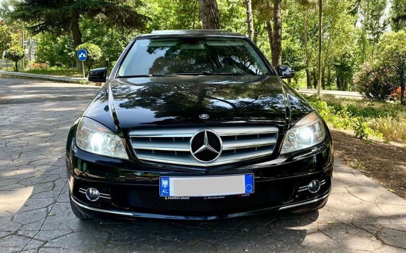 Mercedes-Benz C-Class 2009