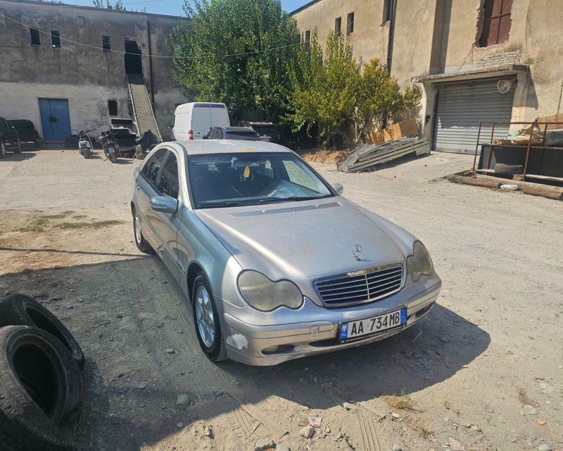 Mercedes-Benz C-Class 2001