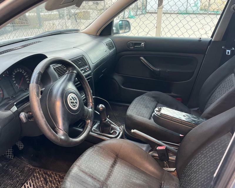 Volkswagen Golf 2001