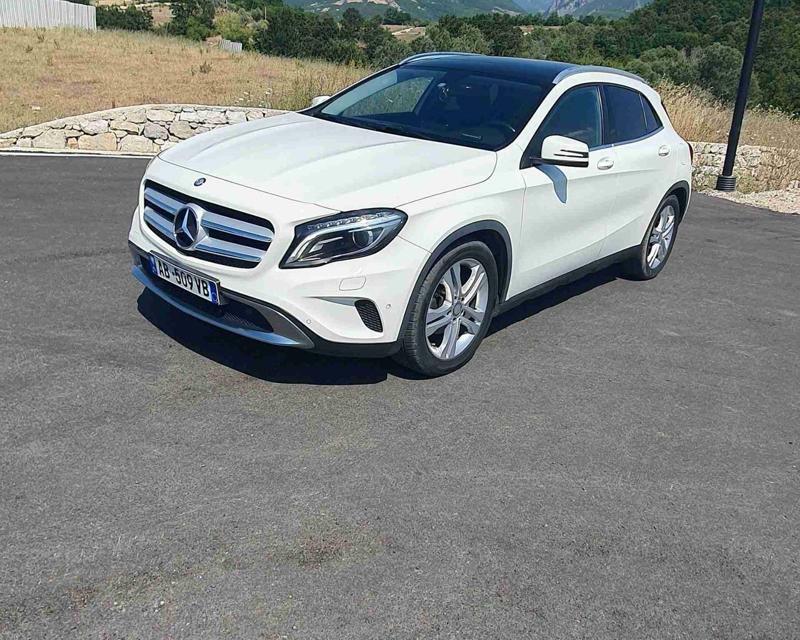 Mercedes-Benz GLA 2015
