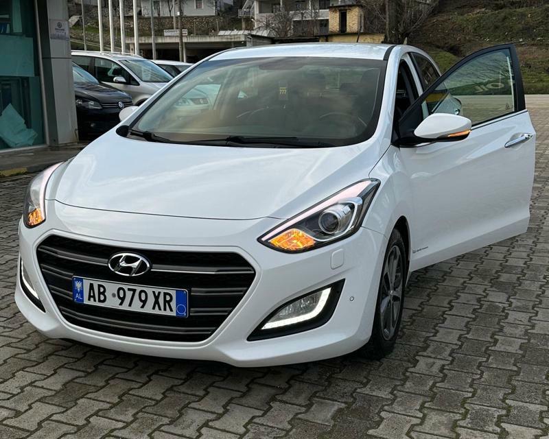 Hyundai i30 2016