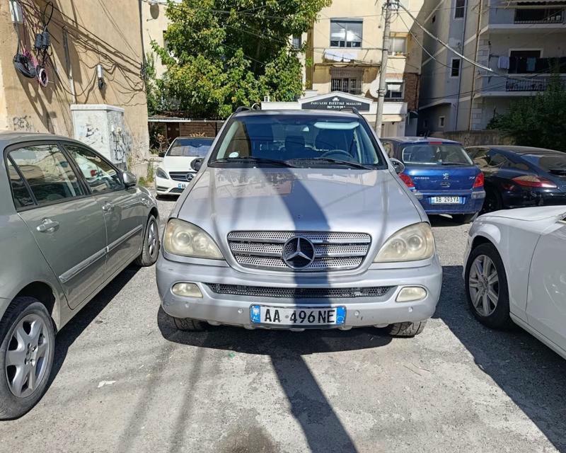 Mercedes-Benz ML-Class 2004