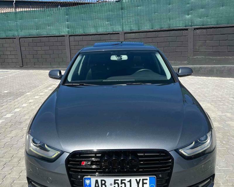 Audi A4 2014