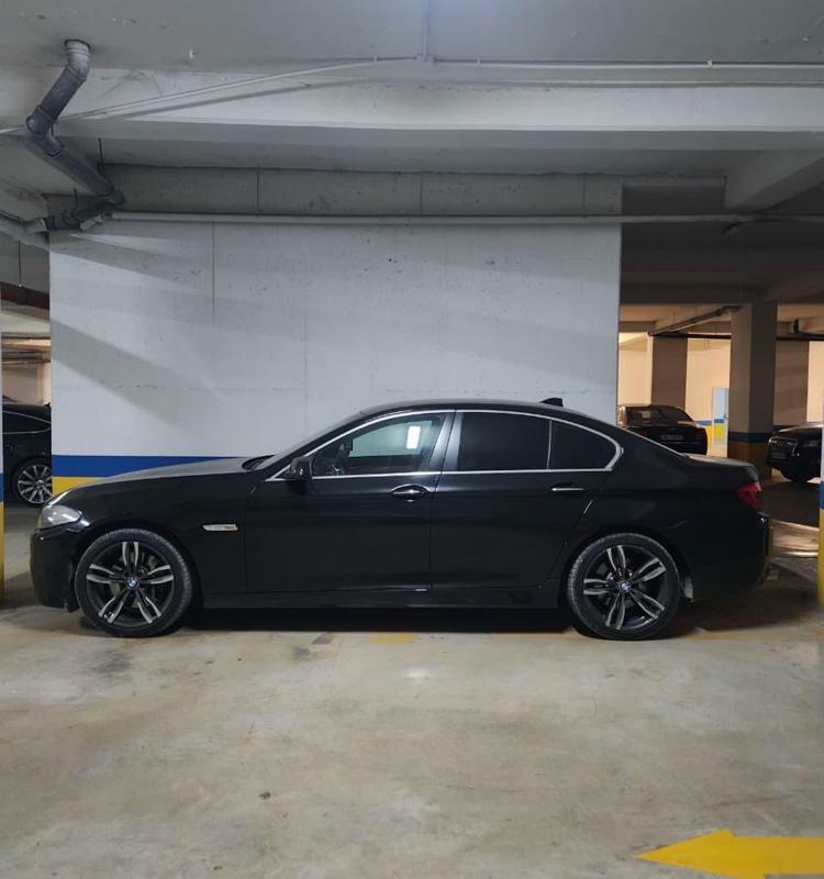 BMW 5 Series 2011