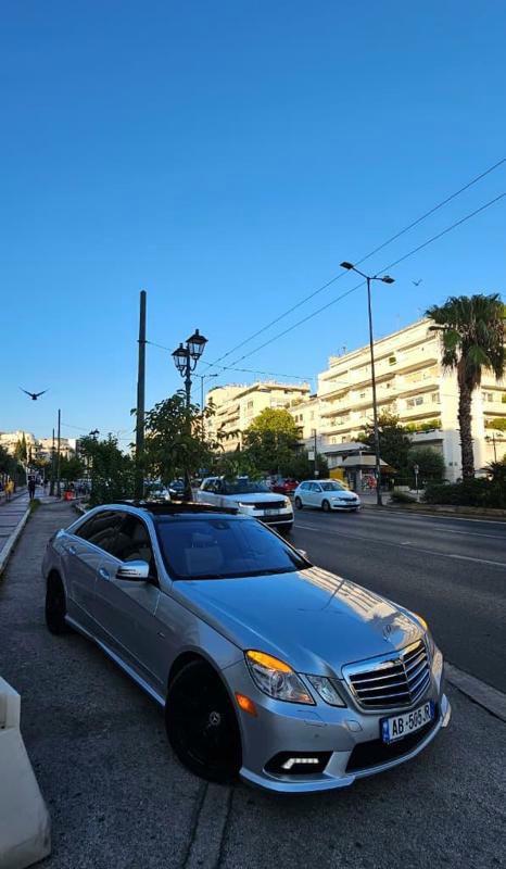 Mercedes-Benz E-Class 2011
