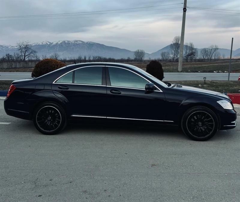 Mercedes-Benz S-Class 2008