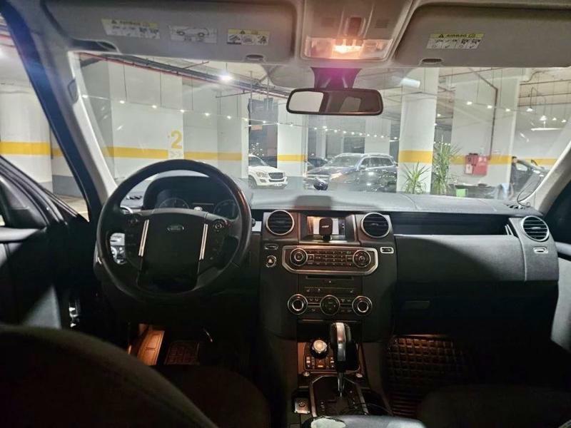 Land Rover Discovery 2011