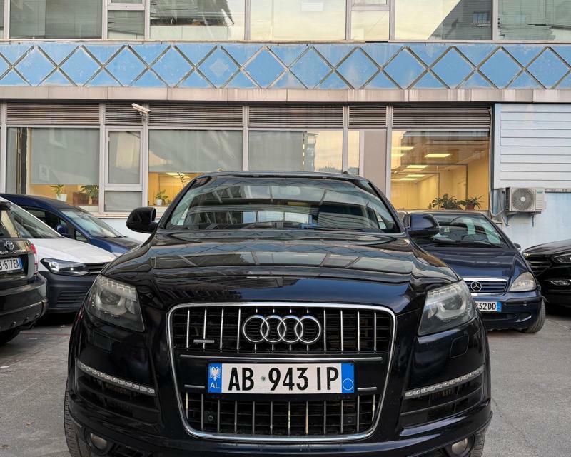 Audi Q7 2013