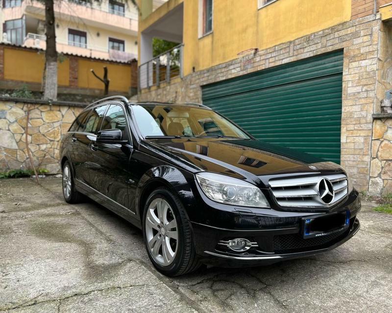 Mercedes-Benz C-Class 2010