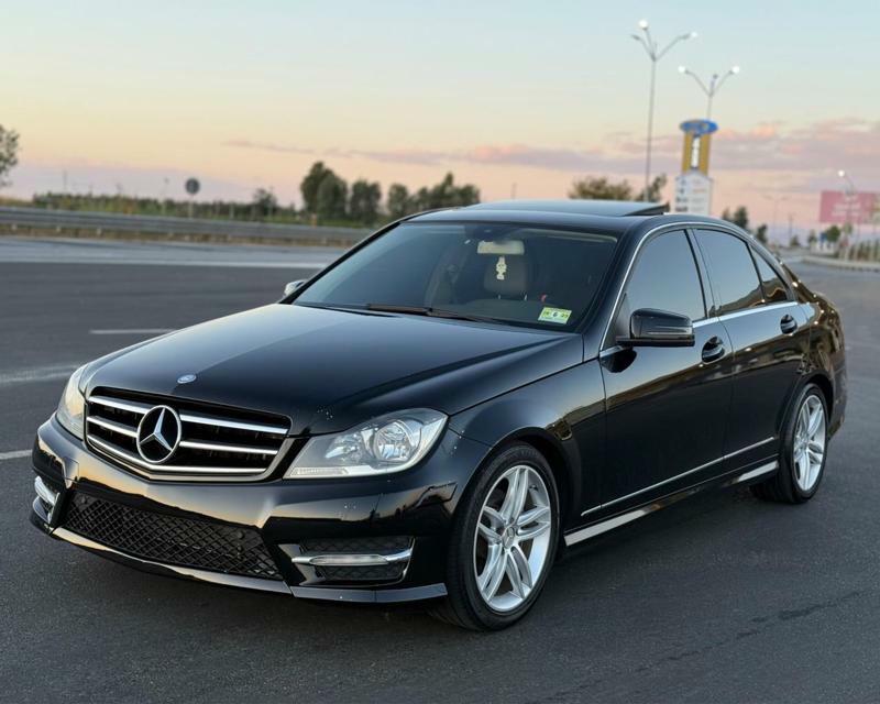 Mercedes-Benz C-Class 2012