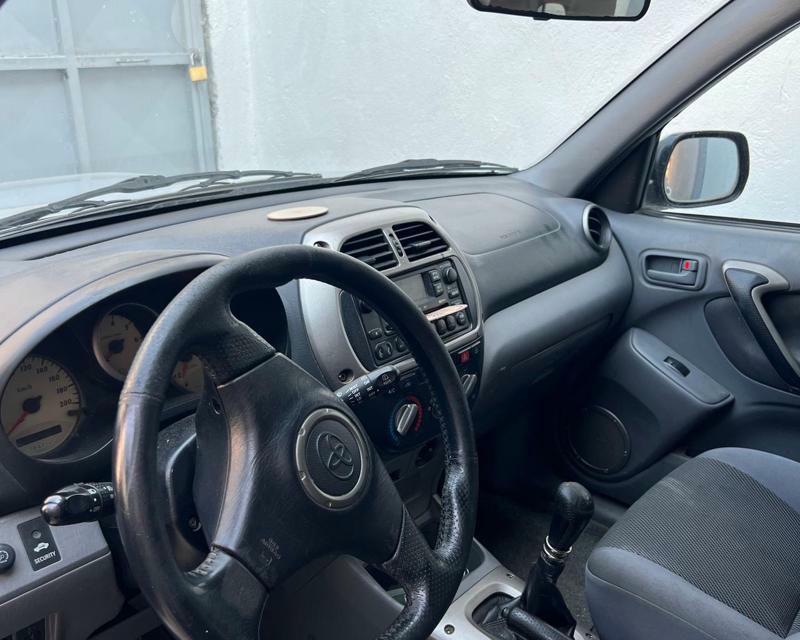 Toyota RAV4 2002