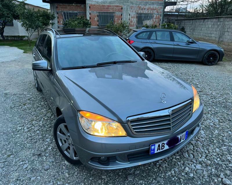 Mercedes-Benz C-Class 2009