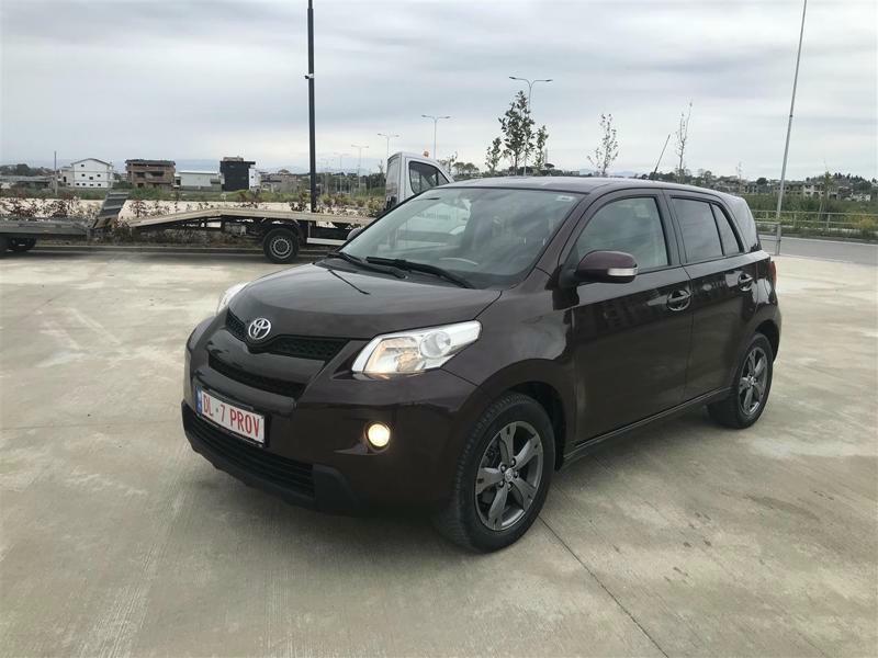 Toyota Urban Cruiser 2011