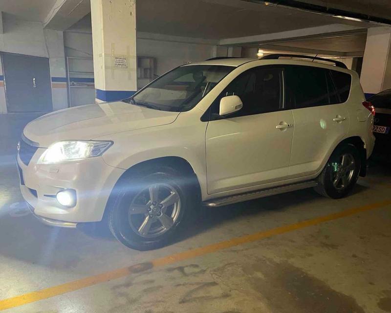 Toyota RAV4 2012