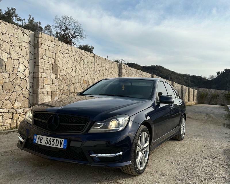 Mercedes-Benz C-Class 2012
