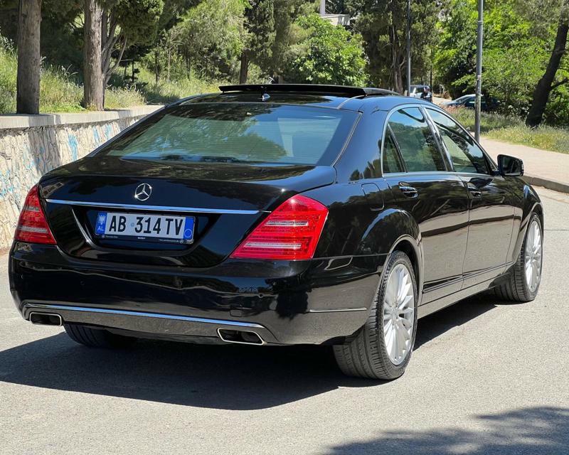 Mercedes-Benz S-Class 2010