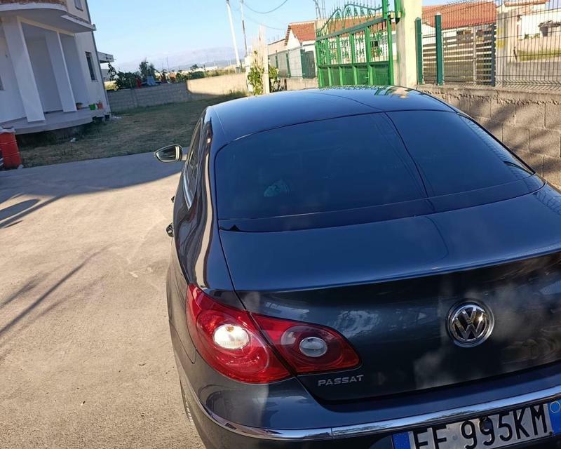 Volkswagen Passat CC 2009