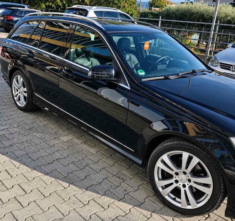 Mercedes-Benz C-Class 2010