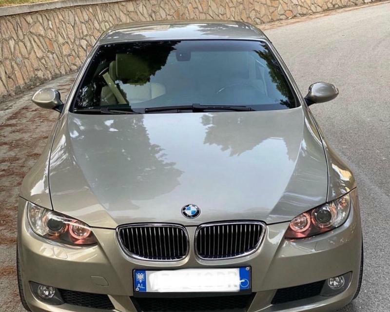 BMW 3 Series 2009