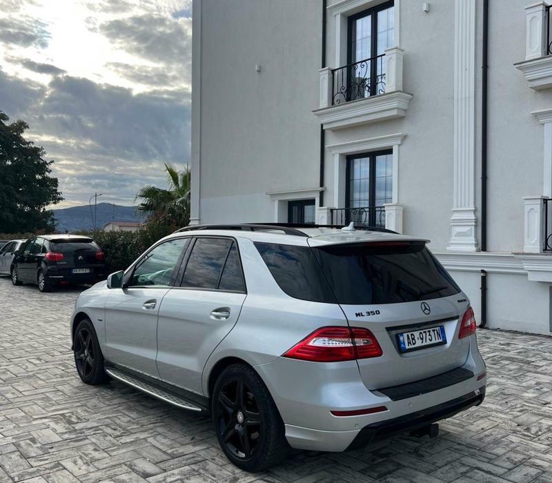 Mercedes-Benz ML-Class 2013
