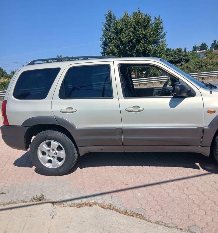 Mazda Tribute
