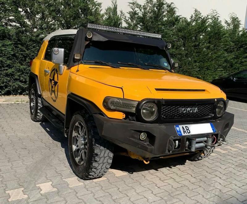 Toyota FJ 2012