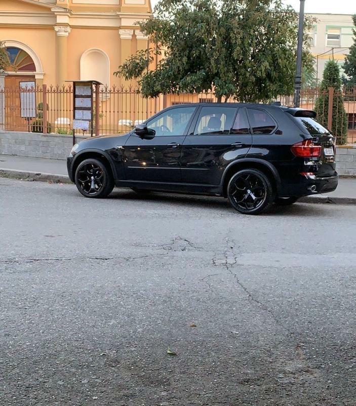 BMW X5 2011