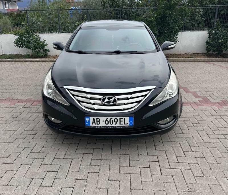 Hyundai Sonata 2010
