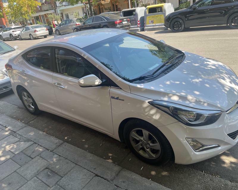 Hyundai Elantra 2015
