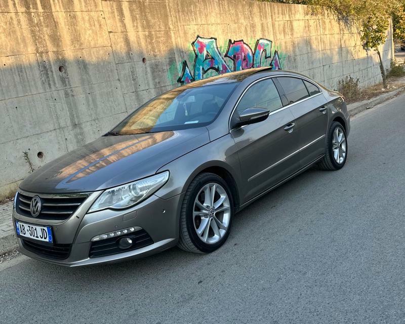 Volkswagen Passat CC 2011