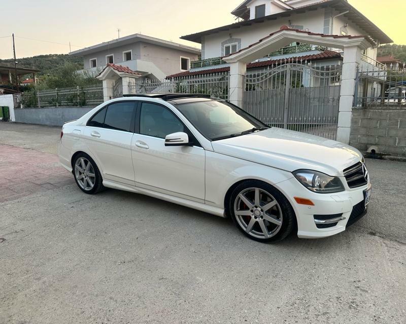 Mercedes-Benz C-Class 2012
