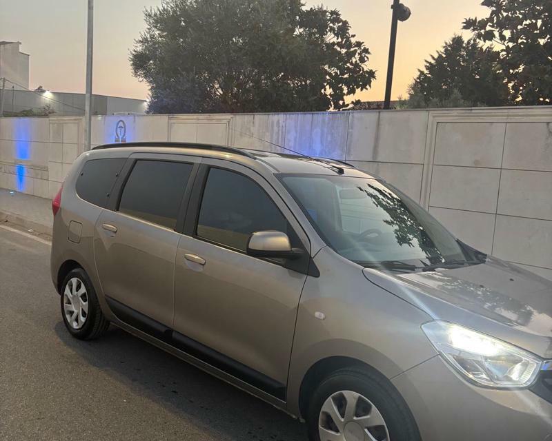 Dacia Lodgy