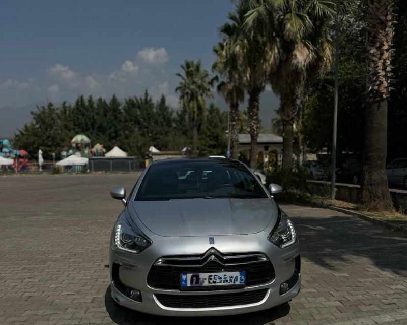 CITROEN DS5