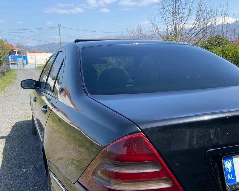 Mercedes-Benz C-Class 2003