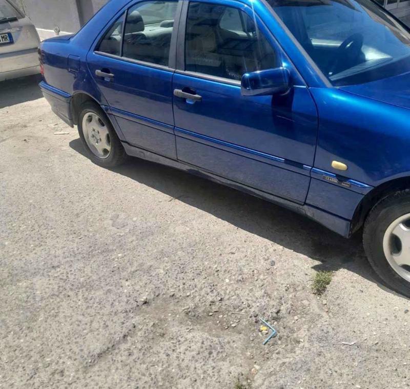 Mercedes-Benz C-Class 1999